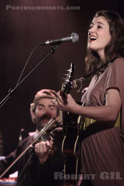 CLARE AND THE REASONS - 2007-12-10 - PARIS - La Maroquinerie - 